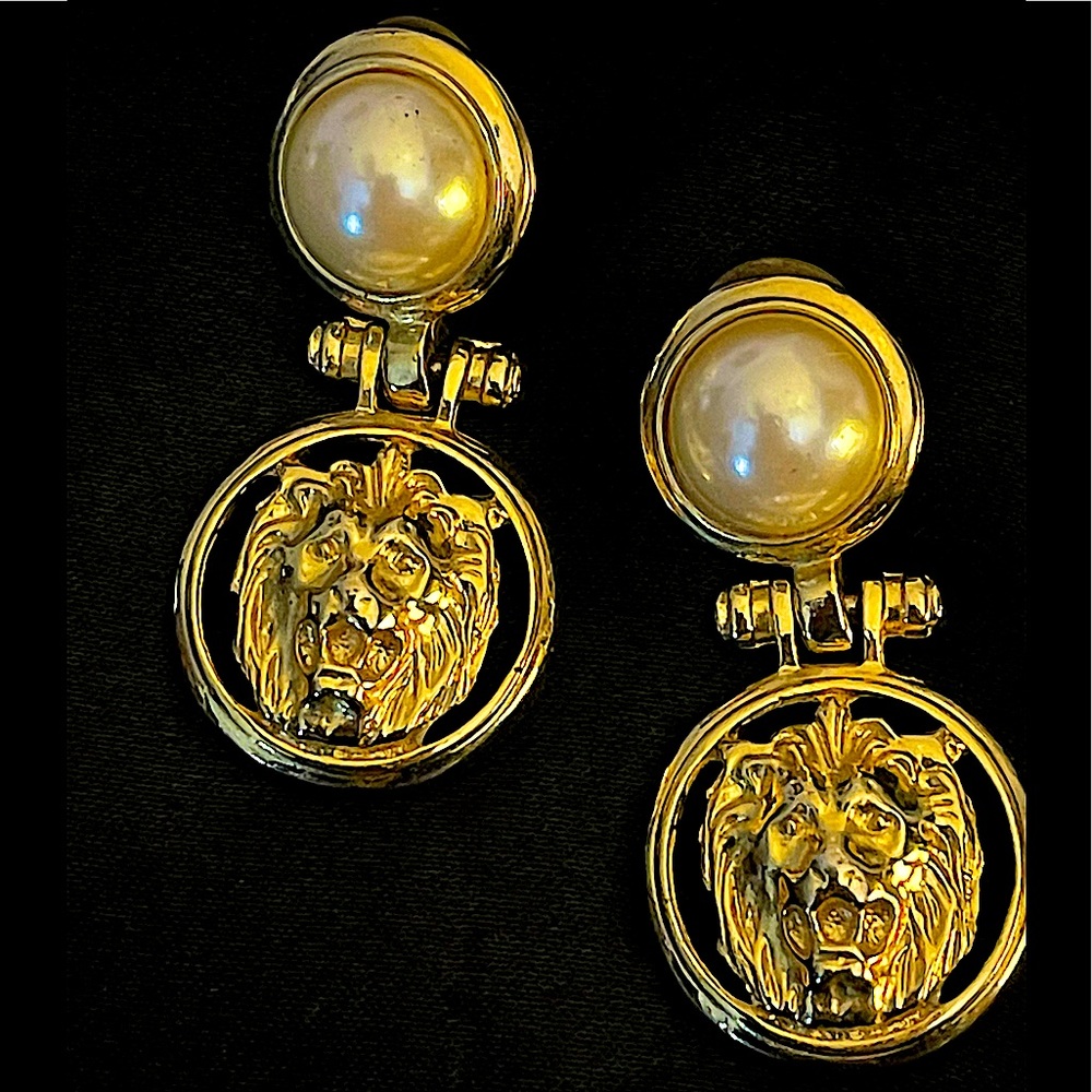 Gold & Pearl Lion earrings